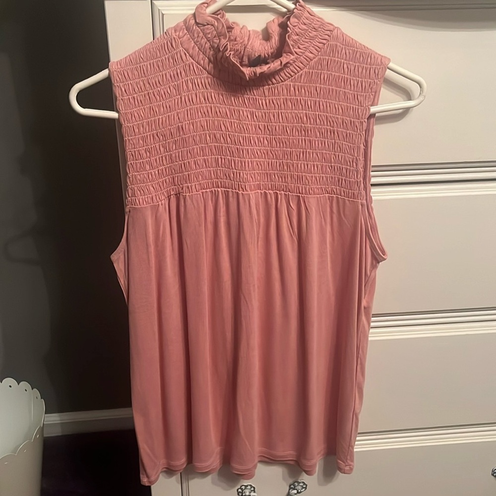 Size M Banana Republic tank